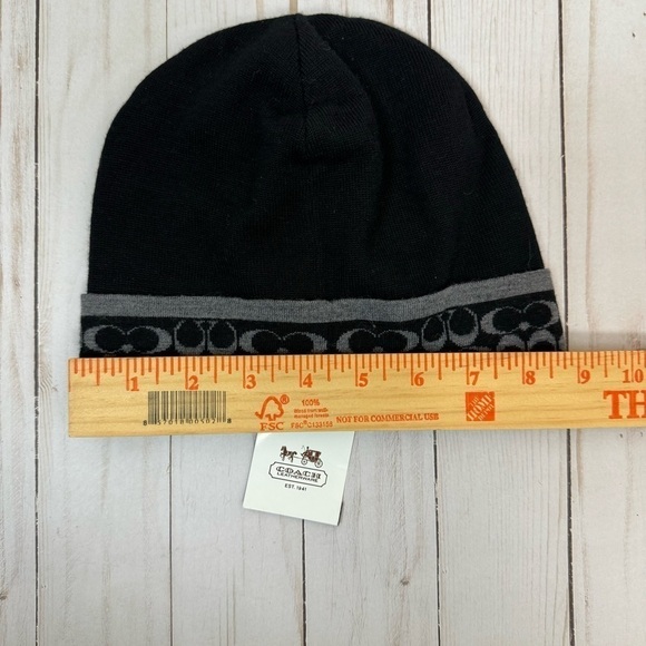 Coach 100% Merino Wool Beanie Hat One Size - Picture 7 of 8